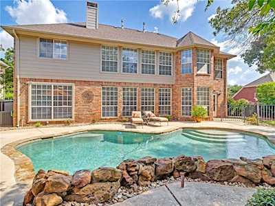 812 Victoria Drive Keller, TX 76248