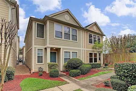 1313 Paige St Houston, TX 77003