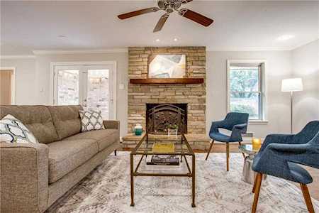 6121 Annapolis Lane Dallas, TX 75214