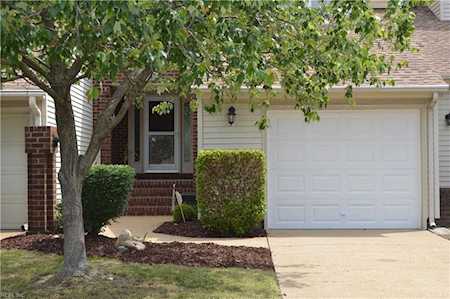 4713 Kempsville Greens Parkway Virginia Beach, VA 23462