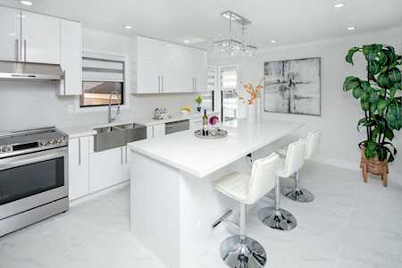 3631 Hennepin Avenue Vancouver, BC V5S 3X3
