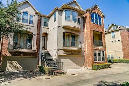 2407 Wild Cherry Way Dallas, TX 75206