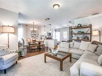 9640 Lakemont Drive Dallas, TX 75220