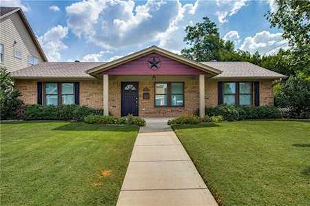 235 Austin Street Grapevine, TX 76051