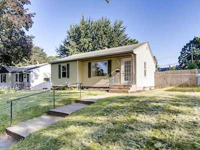 1867 Iowa Avenue E Saint Paul, MN 55119