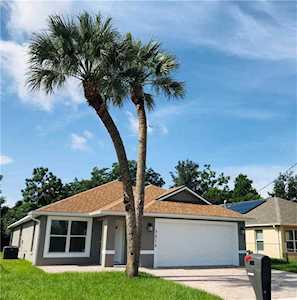 7516 Carolyn Avenue Orlando, FL 32807