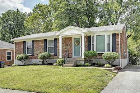 5302 Sprigwood Ln Louisville, KY 40291
