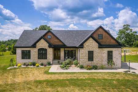 703 Markwell Ln Taylorsville, KY 40071