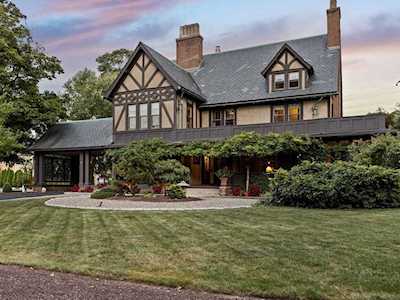 234 County St Attleboro, MA 02703