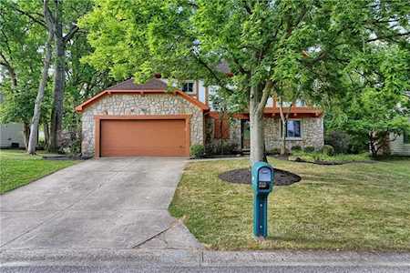 8131 Tanager Lane Indianapolis, IN 46256