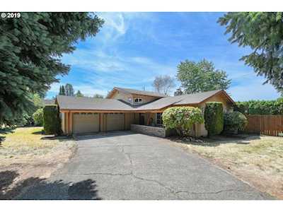 308 NE 117th Ave Vancouver, WA 98684