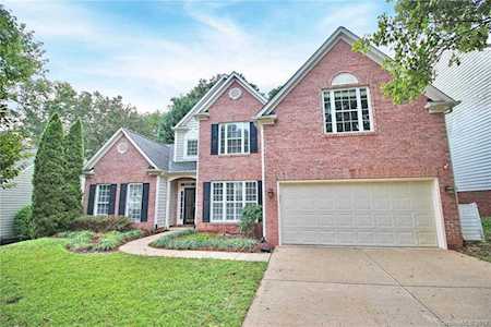 15733 Gathering Oaks Dr Huntersville, NC 28078