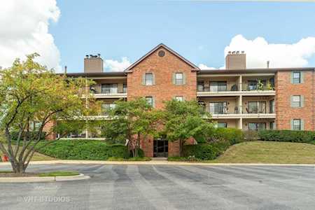 621 Hapsfield Ln #200 Buffalo Grove, IL 60089