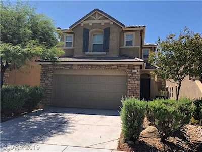 6467 Lake Scene St Las Vegas, NV 89148