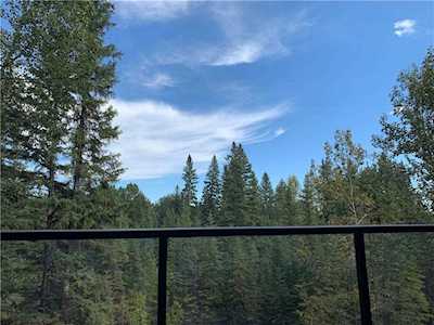 20 Discovery Ridge Close SW #330 Calgary, AB T3H 5X4