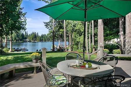22016 SE 28th St Sammamish, WA 98075