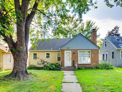 6105 Vincent Avenue S Minneapolis, MN 55410