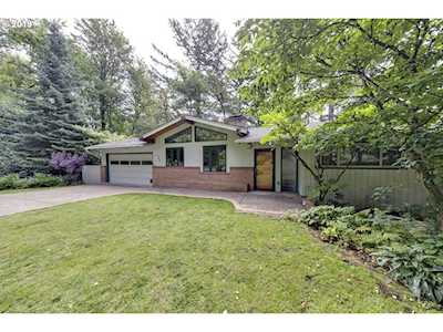 746 SW Westwood Dr Portland, OR 97239