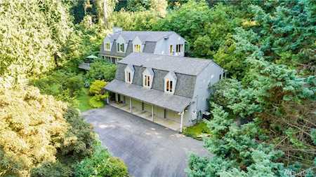 35611 SE David Powell Road Fall City, WA 98024