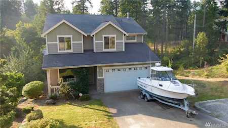 5527 67th St NW Gig Harbor, WA 98335