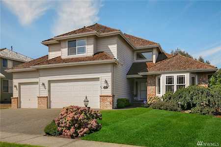 3822 Broadmoor Dr NE Tacoma, WA 98422