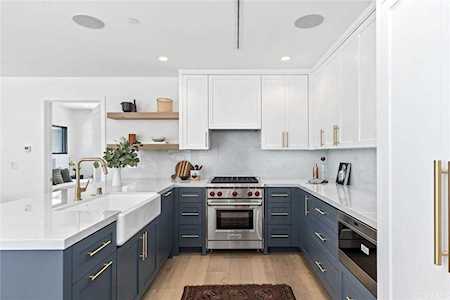 616 .5 Acacia Avenue Corona Del Mar, CA 92625