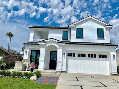 132 W Avenida Cordoba San Clemente, CA 92672