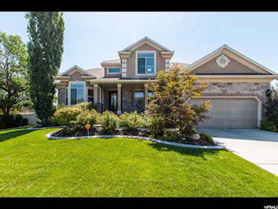 1313 W Skyscape Way South Jordan, UT 84095