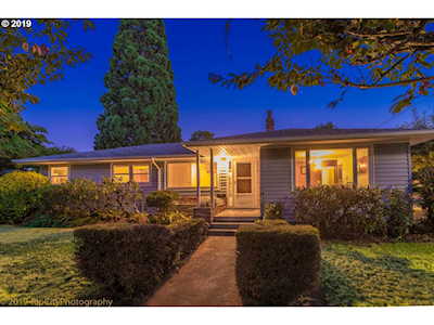 7308 SE Woodward St Portland, OR 97206