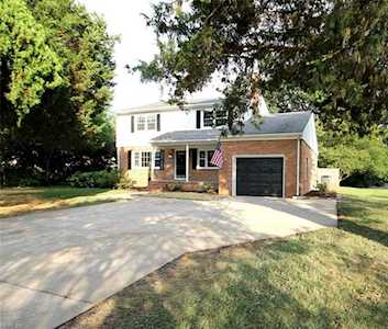 2209 Poplar Point Rd Virginia Beach, VA 23454
