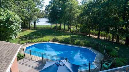 1456 S Twin Lake Rd Virginia Beach, VA 23454