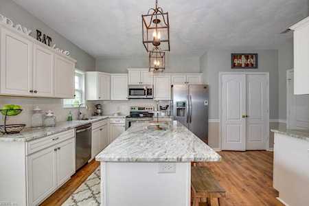 805 Dunbar Ct Chesapeake, VA 23322