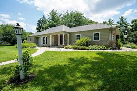 225 W Riverglen Drive Worthington, OH 43085