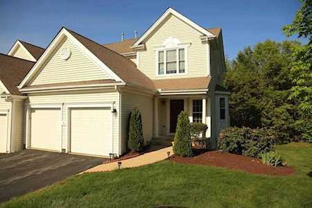 40 Tulip Cir #40 Grafton, MA 01560