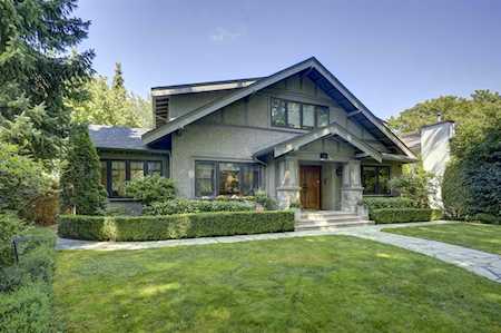 1323 W 26th Avenue Vancouver, BC V6H 2B2
