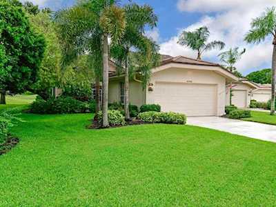4036 Penshurst Park Sarasota, FL 34235
