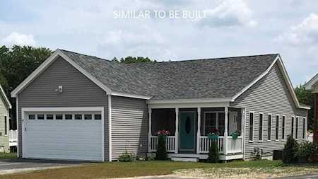 9 Hyde Park Circle #10J Uxbridge, MA 01569