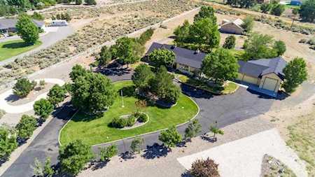 1421 Willow Creek Gardnerville, NV 89410