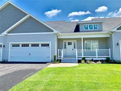 3 Bailey Brook CT, Unit#15 #15 Middletown, RI 02842