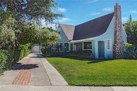 2334 Bonnie Brae Santa Ana, CA 92706