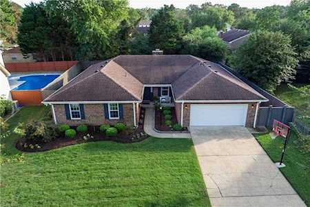 2113 Claridge Ct Virginia Beach, VA 23454