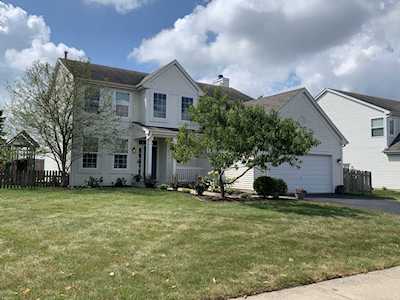 500 Chestnut Dr Oswego, IL 60543