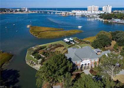 3154 Inlet Rd Virginia Beach, VA 23454
