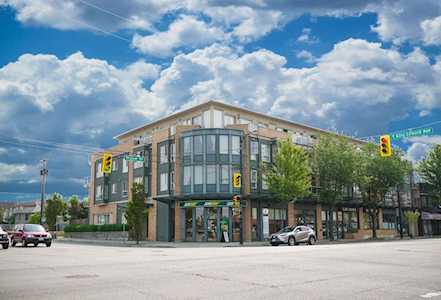 702 E King Edward Avenue #PH2 Vancouver, BC V5V 0A9