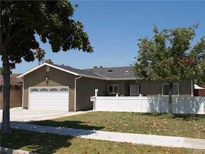 2529 W Harriet Lane Anaheim, CA 92804
