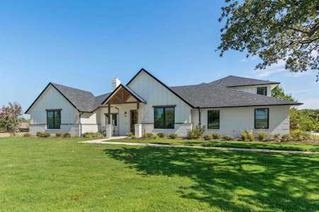 5900 PEPPERPORT Court Double Oak, TX 75077