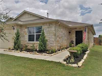 103 Wild Cat Dr Bastrop, TX 78602