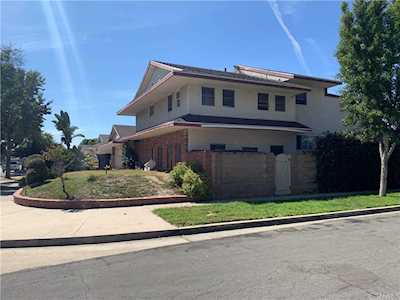 2833 E Standish Avenue Anaheim, CA 92806