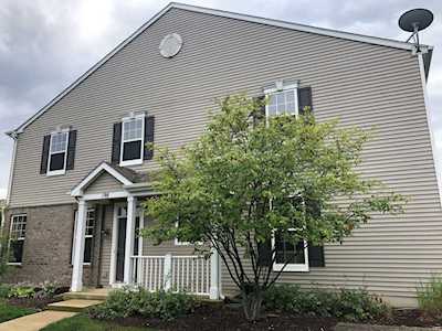 198 Springbrook Trl South Oswego, IL 60543