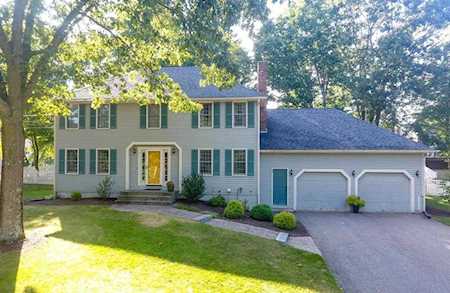 2 Remigio Rd North Attleboro, MA 02760